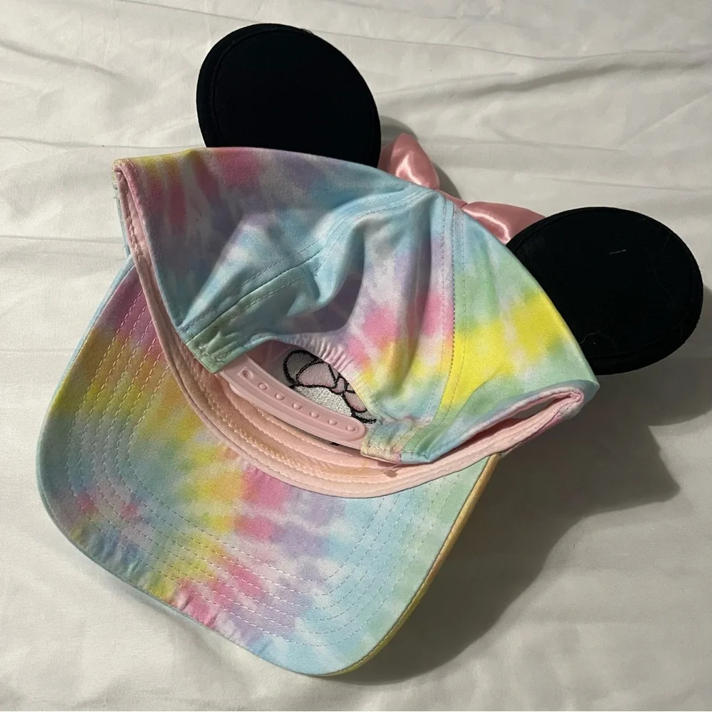 Disney Adult Minnie Sassy Bow Tie Dye Ear Hat